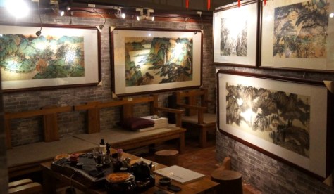 深圳麒裕美术馆为张巨鸿设置作品陈列室